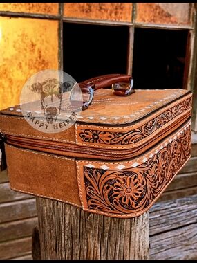 Boot-Stitch And Handtooled Leather Jewelry Case